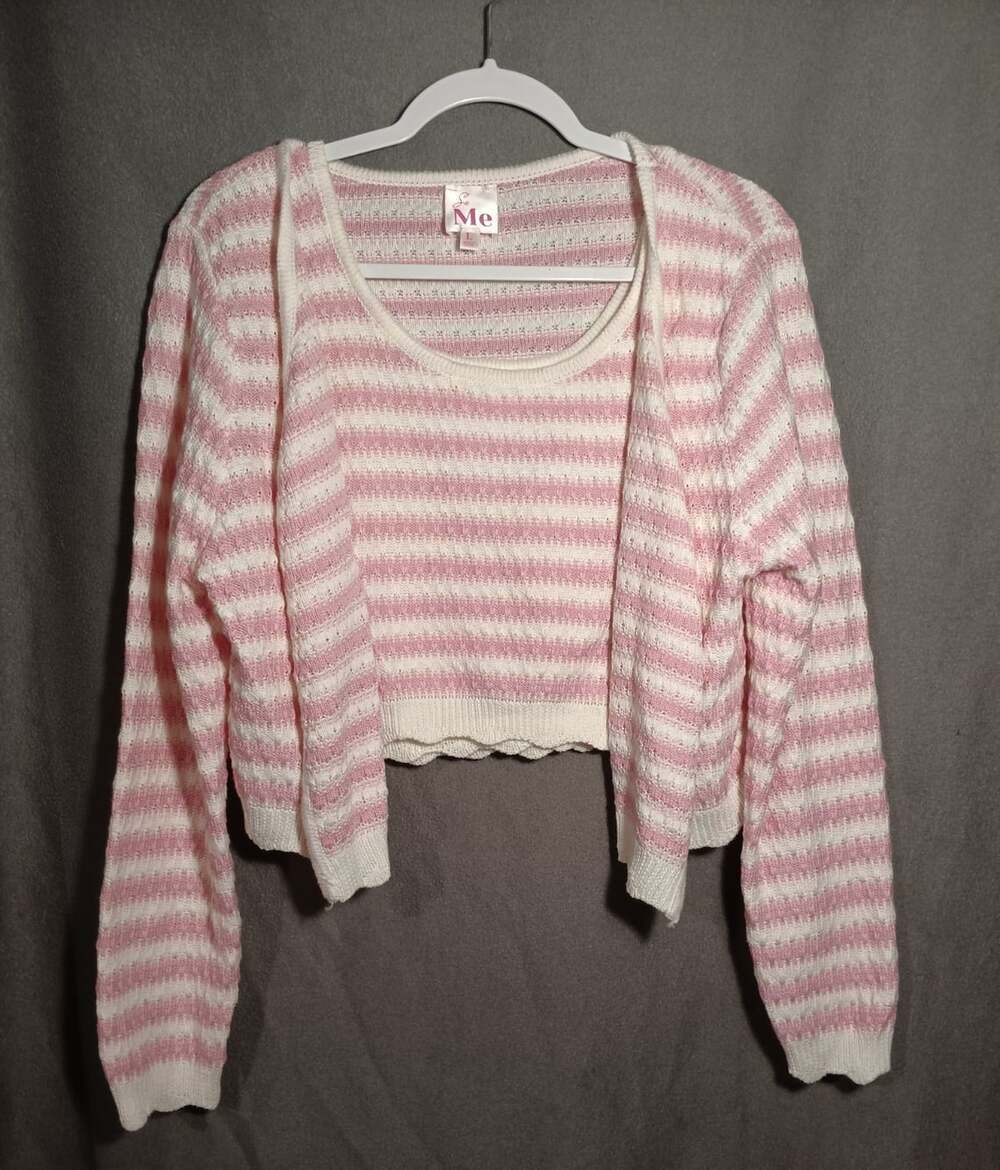 So Me Large Scalloped Hem Cropped Tank Top & Matching Long Sleeve Cardigan